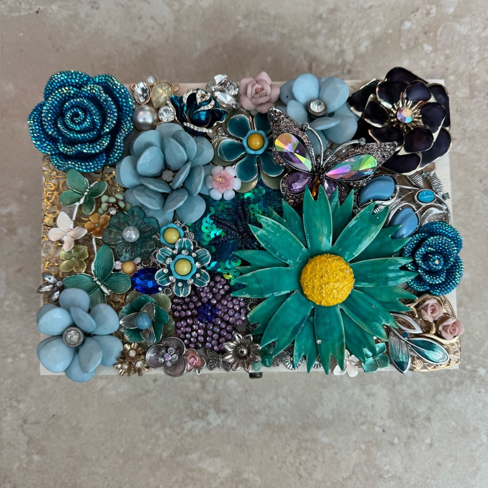 Artesian Floral Embellished Jewelry Box